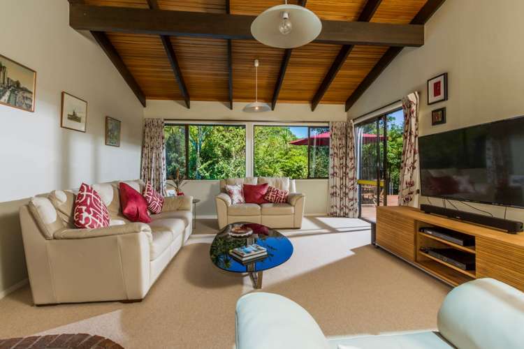 102 Kowhai Road Campbells Bay_11