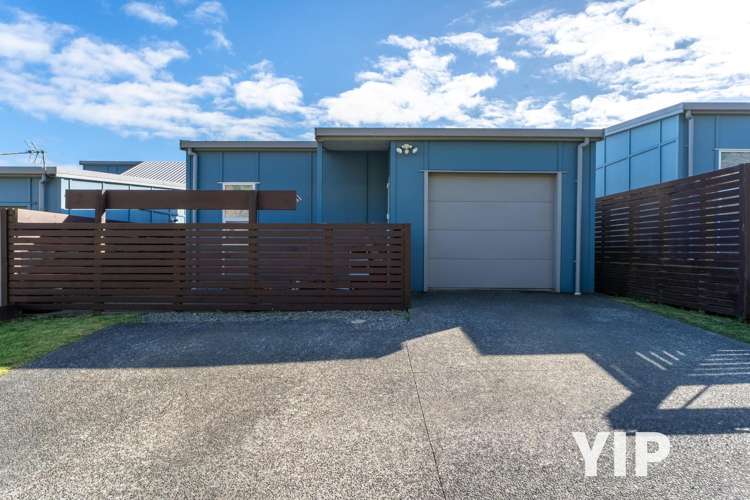 74 Cedarwood Street Woodridge_17