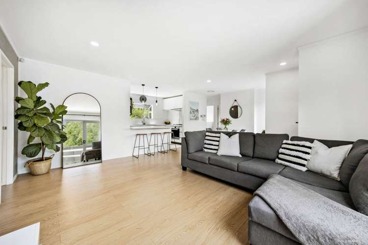 52 Doyly Drive Stanmore Bay_8