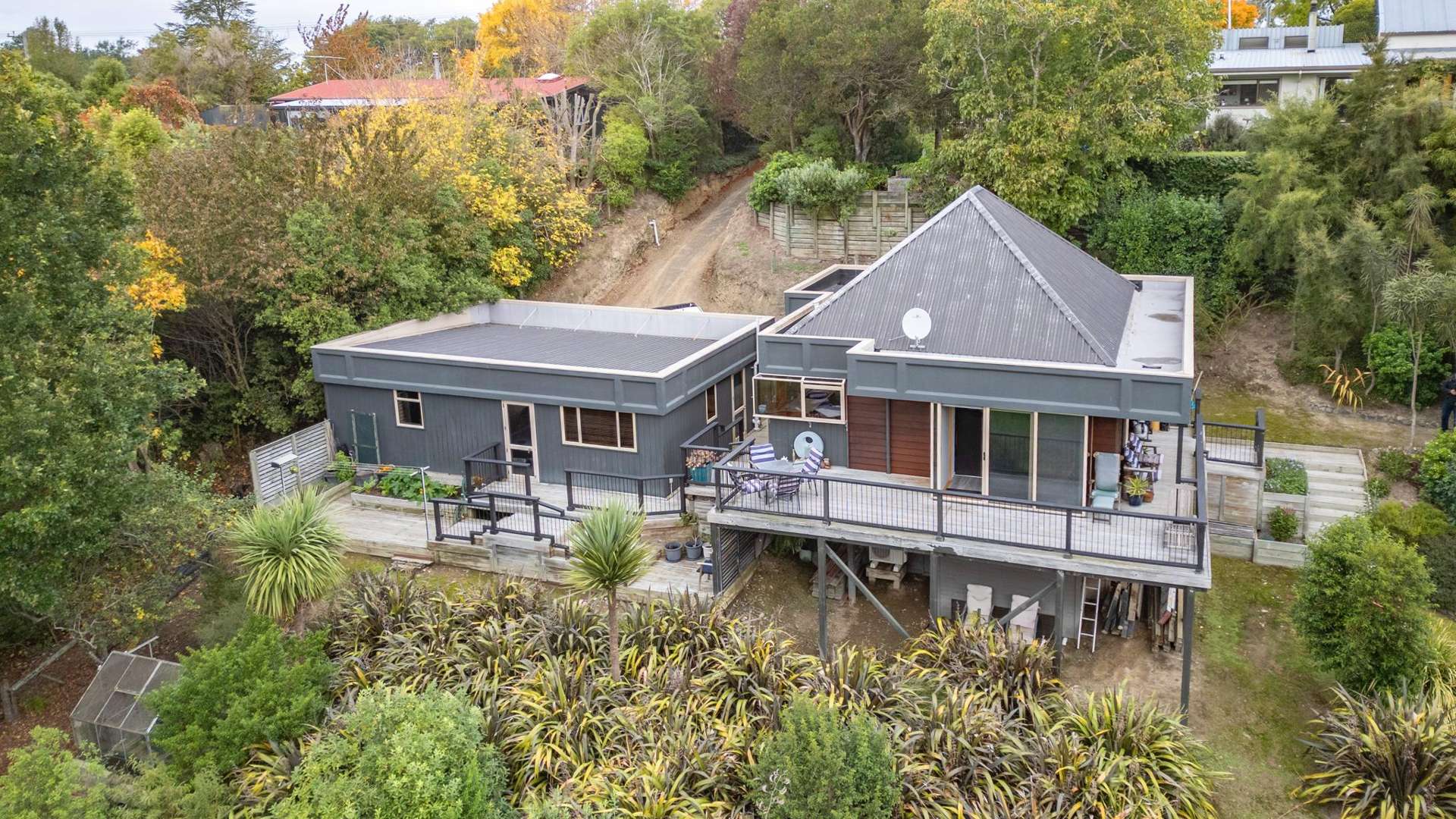 1640 Cust Road Cust_0