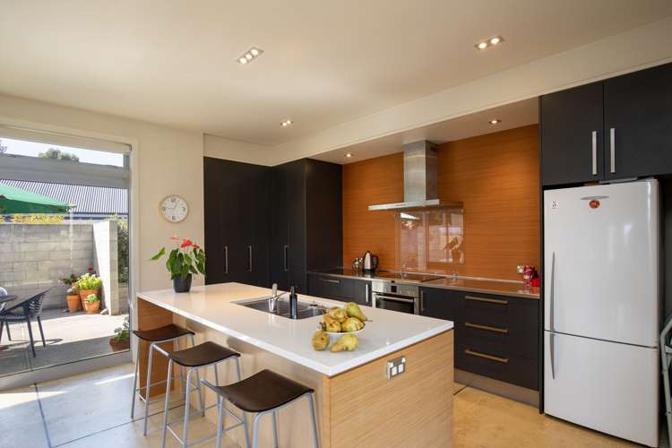 10 Lanes Road Alexandra_6