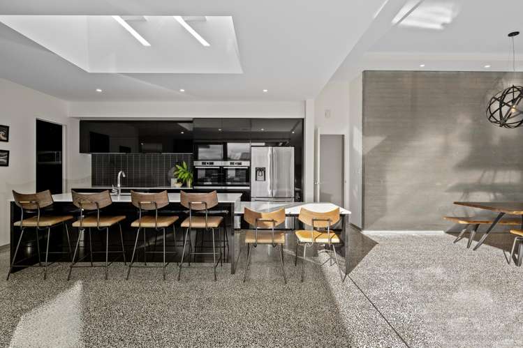 13 Carnaveron Drive Lincoln_6