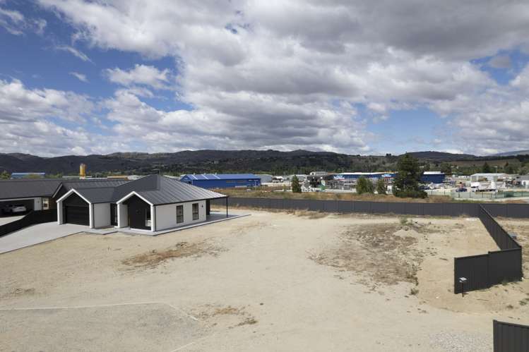 9 Sequoia Close Alexandra_3