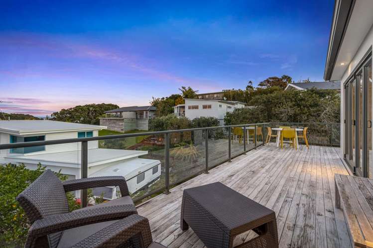 6 Double Bay Place Army Bay_14