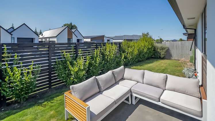 6 Berg Way Belfast_3