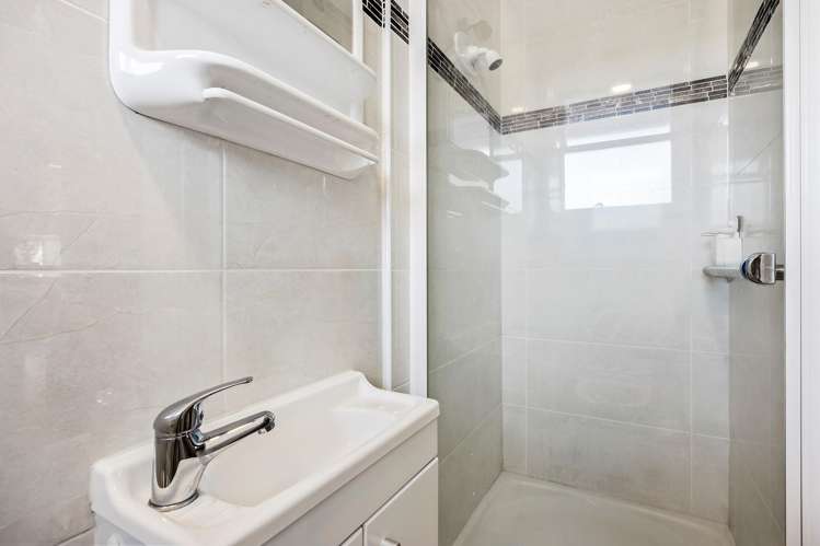 7 Rochford Place Bryndwr_10