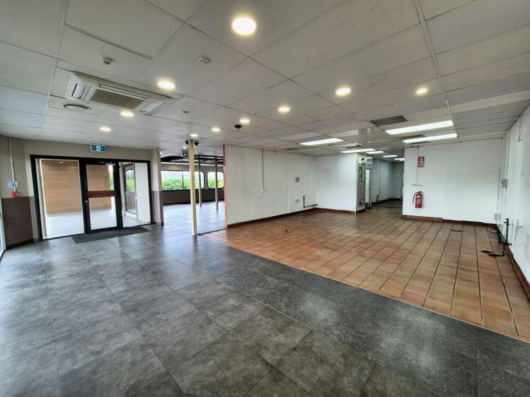 523 Ellerslie Panmure Highway Mt Wellington_7