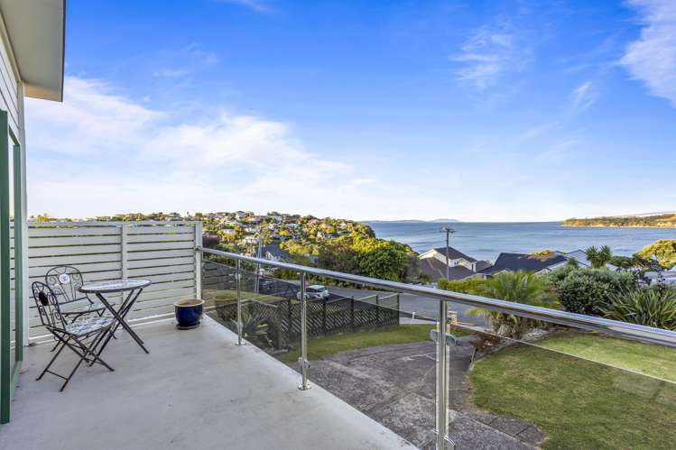 8 Swann Beach Road Stanmore Bay_6