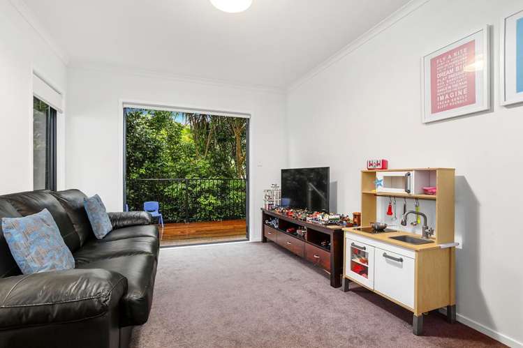 90e Atkinson Road Titirangi_16