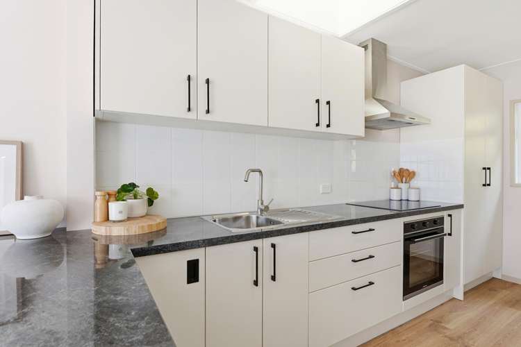 73A Great North Road St Johns Hill_13