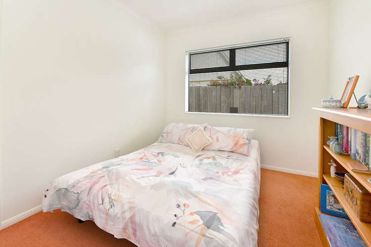 12 Francis Skinner Place Orewa_11