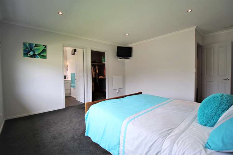 27 Briar Crescent Alexandra_15