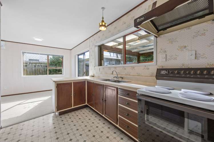 6B Phoenix Place Papatoetoe_4