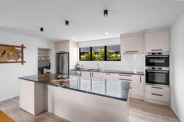 2 Hungerford Drive_2