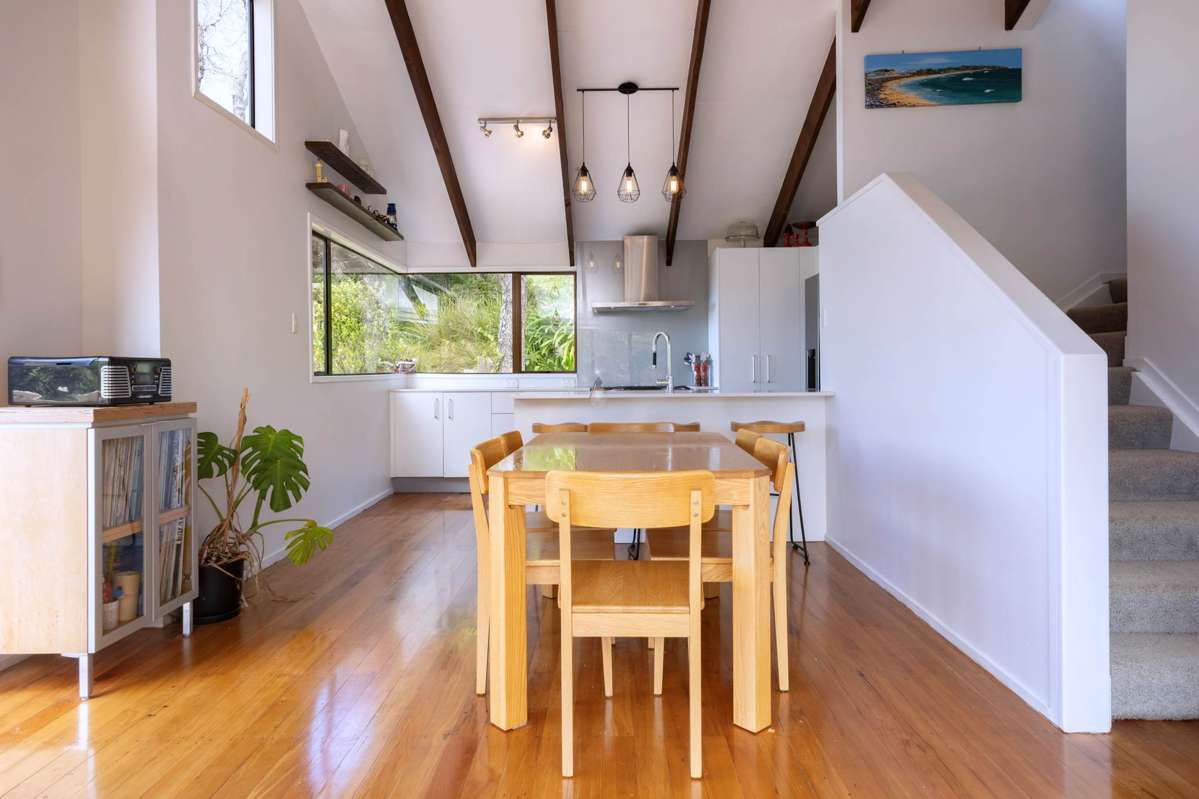692 South Titirangi Road_4