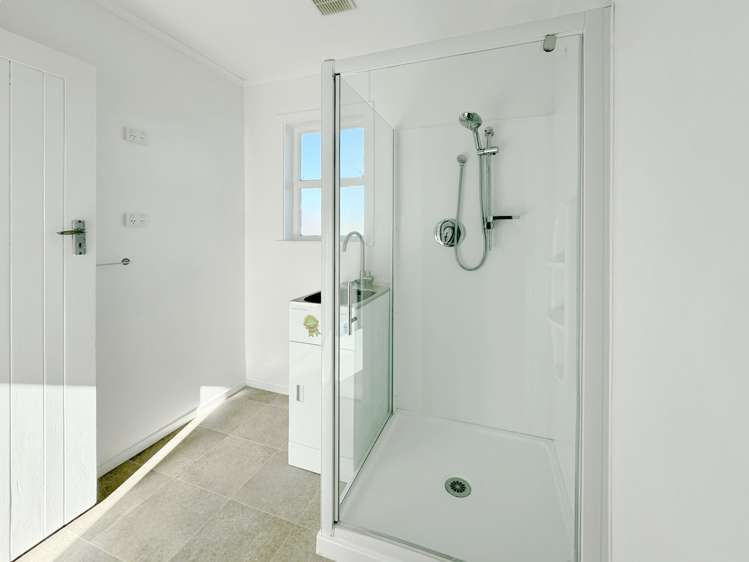 20 Blake Street Porangahau_11