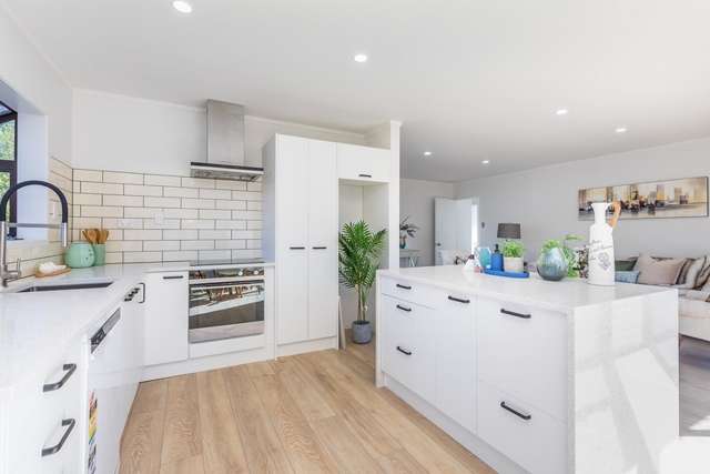 2c Kauri Glen Road Birkenhead_4