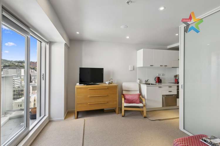 1421/74 Taranaki Street Te Aro_5