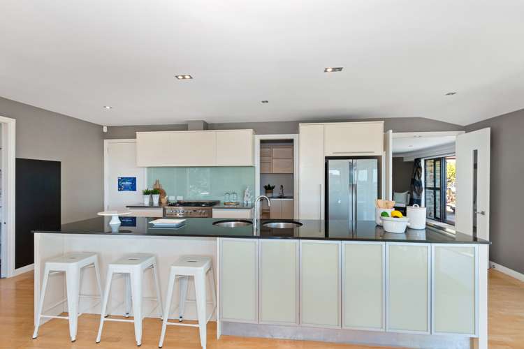 8 Maurice Knowles Lane Cashmere_10