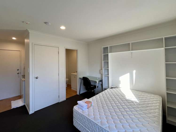 2/54 May Street_3