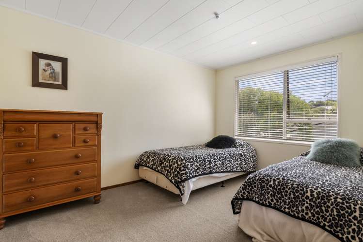 31 Contessa Drive Glenfield_12