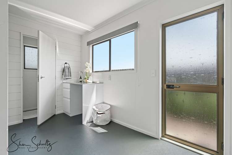 4 Skelton Crescent Paparoa_21