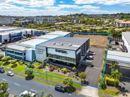 Trophy investment, development land on Shore