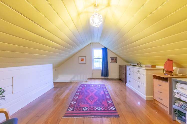 24 Cunningham Terrace Lyttelton_13