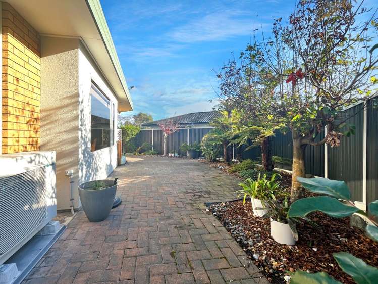 26 Kensington Drive 10792_15