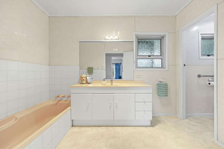 2 Buckingham Crescent Papatoetoe_16