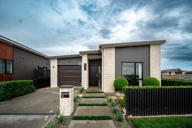 Modern Living in Greenhill Park - Available for Rent