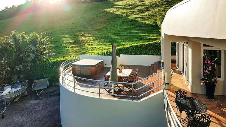 54-71 Manganese Point Road_4