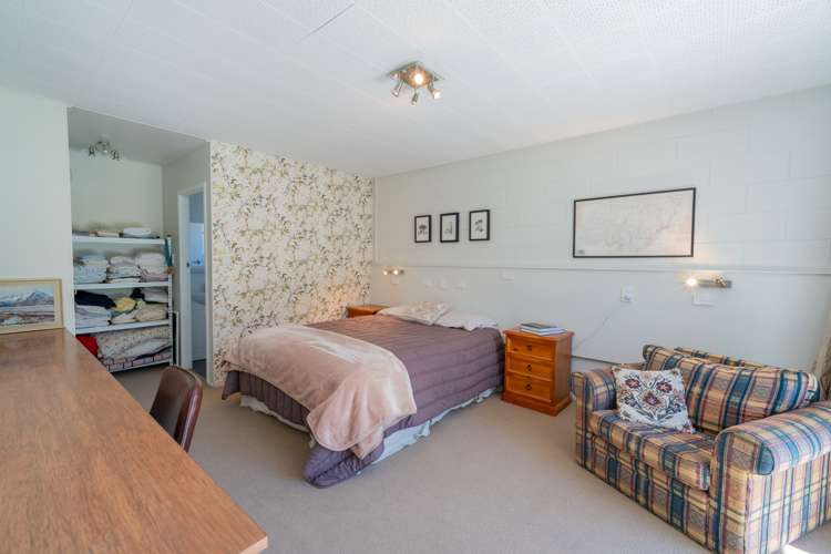 16 Burnby Place Te Anau_9