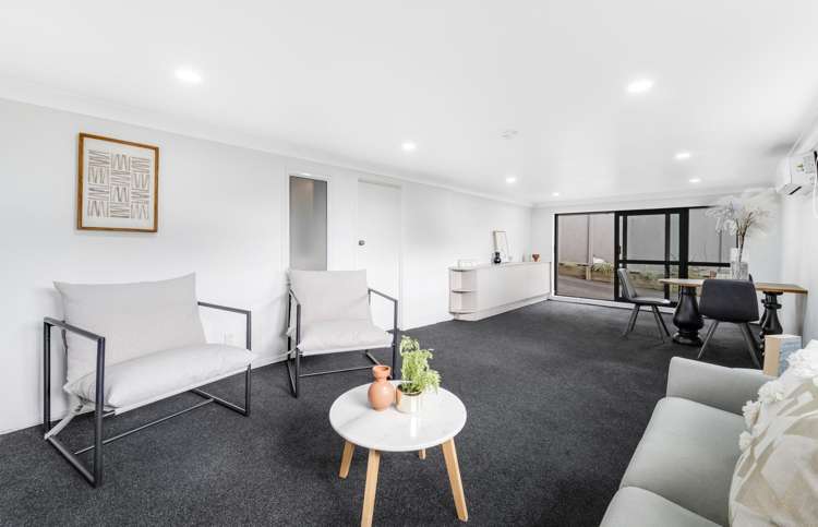 72 Bradbury Road Botany Downs_18