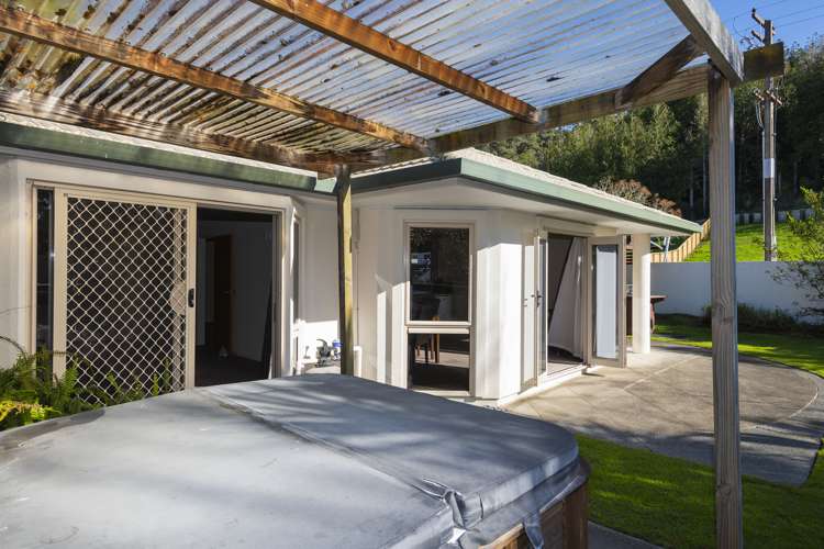 1 Island Road Whataupoko_10