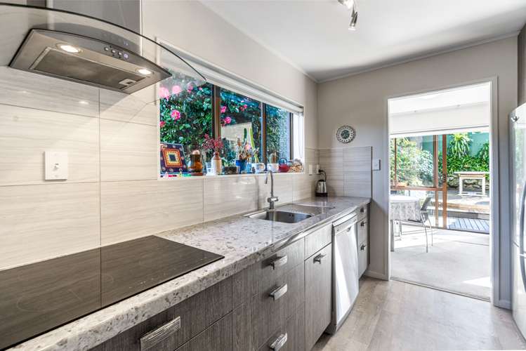 1/8a West Lynn Road Titirangi_7