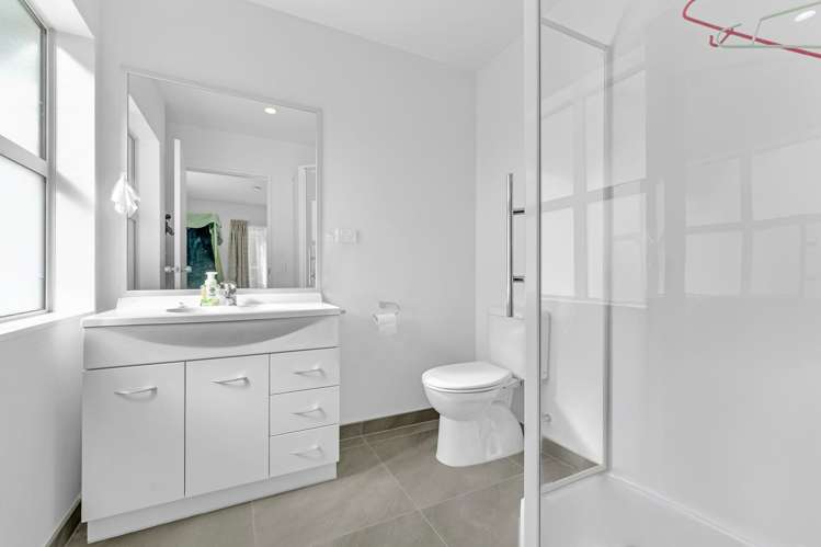 6 Treestump Road Takanini_11