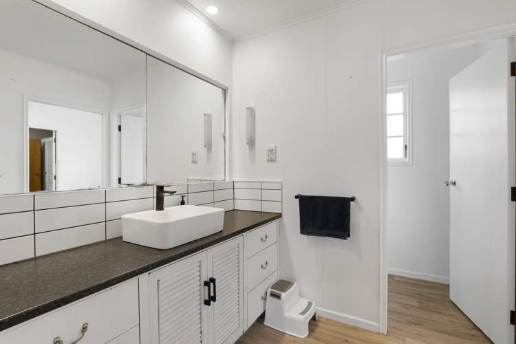 117 Hamlet Street Stratford_19