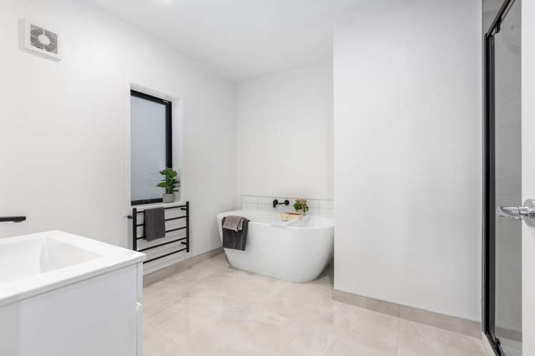 7 Stockden Place Karori_16