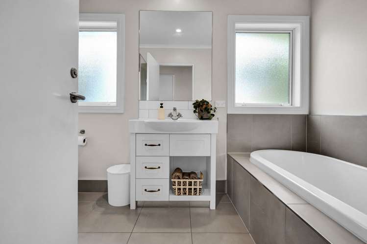 167 Henwood Road Paraite_24