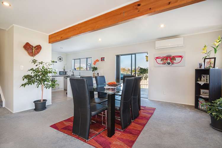 2/9 Barcroft Place Clendon Park_2