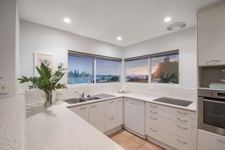 1/47 Clarence Street Devonport_9