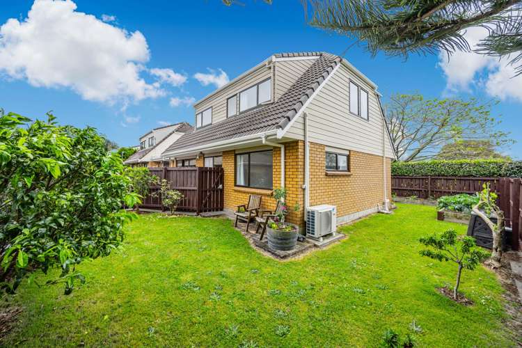 4/17 Ross Martin Court Conifer Grove_12