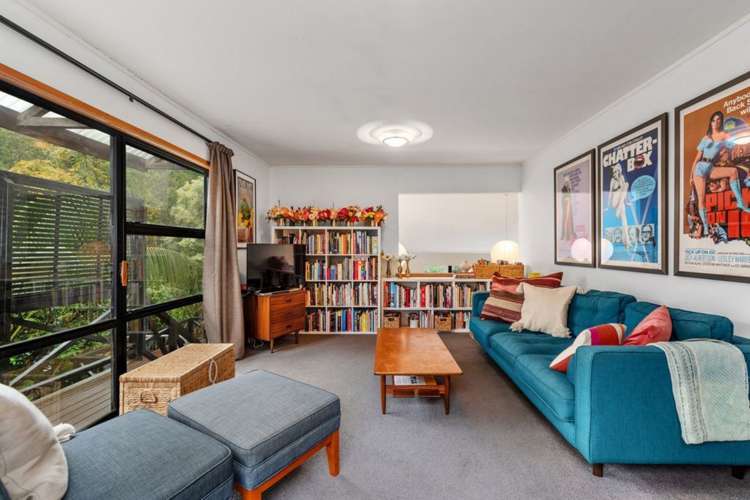 1/18 The Esplanade Castor Bay_18