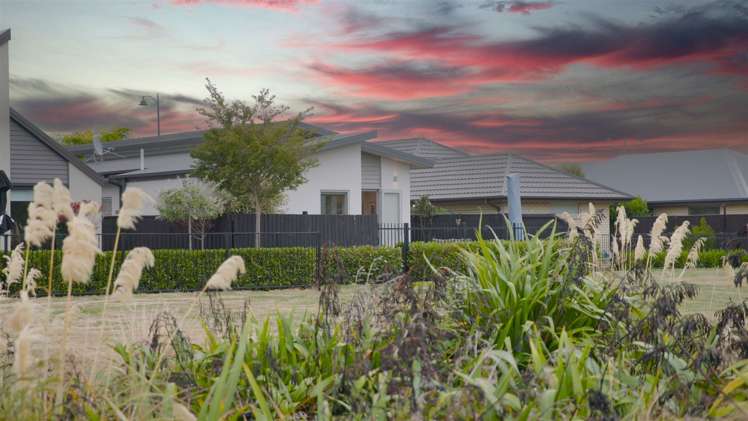 27 Famille Close Yaldhurst_16