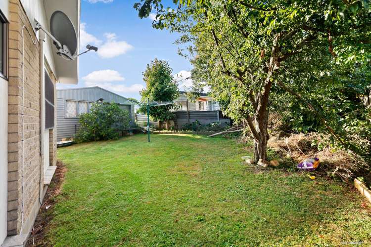 6 Helms Place Manurewa_10