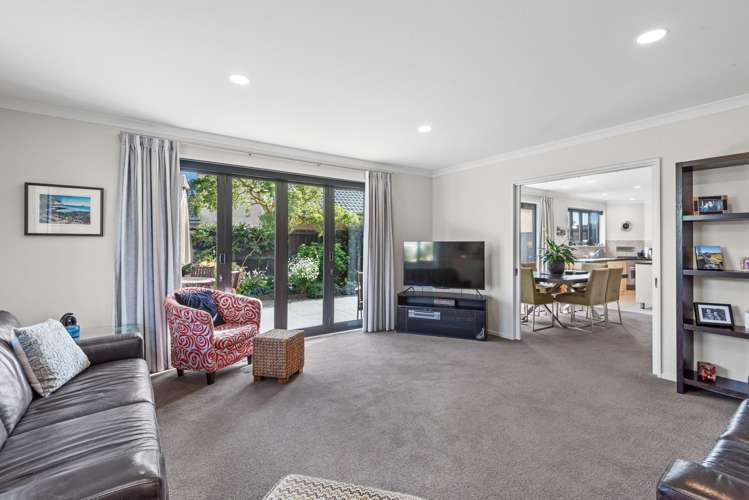 8 Sandalwood Place Waimairi Beach_2