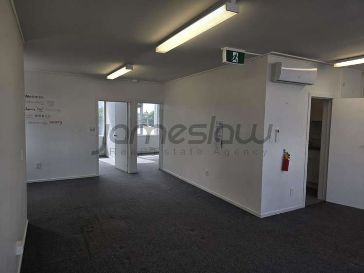 First Floor/424 Lake Road_0