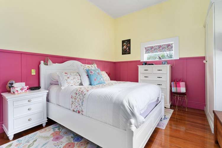 463 High Street South Carterton_12