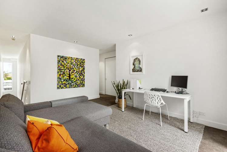 7/258 Hurstmere Road Takapuna_15